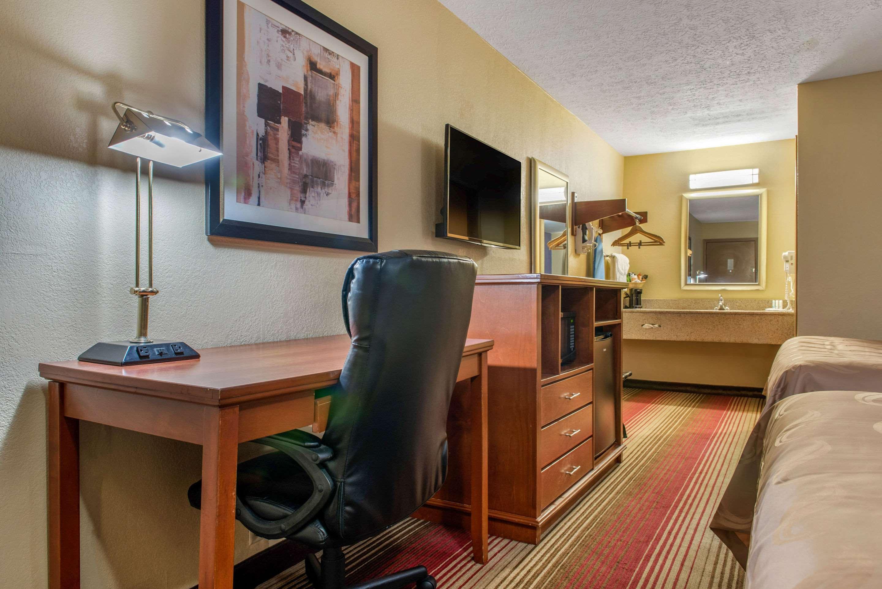 Quality Inn Columbus-East Εξωτερικό φωτογραφία