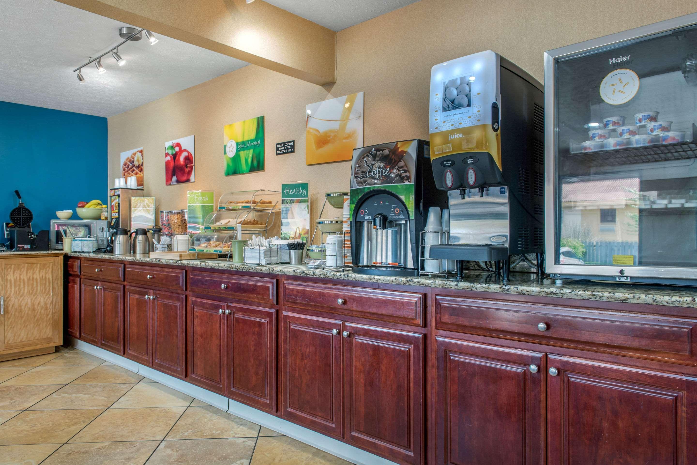 Quality Inn Columbus-East Εξωτερικό φωτογραφία