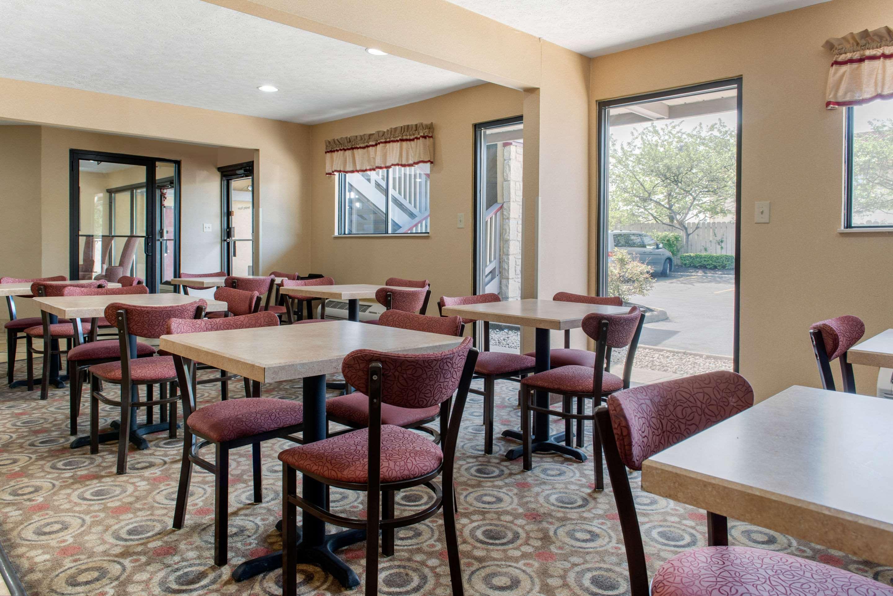 Quality Inn Columbus-East Εξωτερικό φωτογραφία